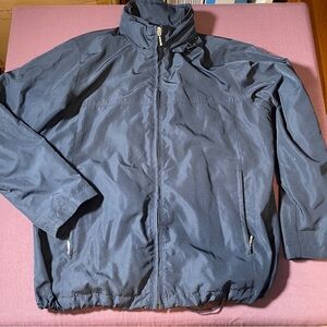 L.L. Bean Water-Resistant Jacket Packable Hood in Navy Blue - Womens Reg Medium